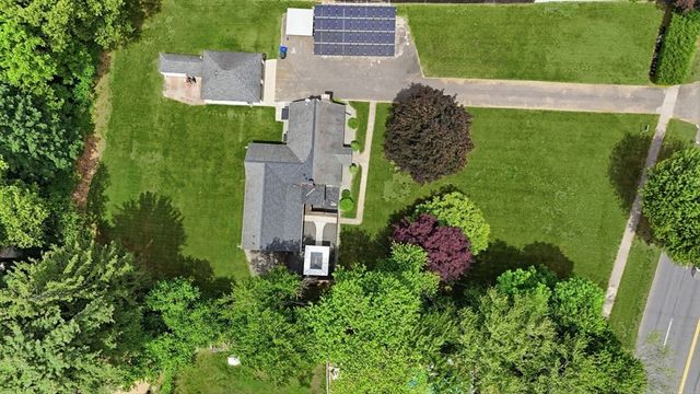 958 Parker St, Springfield, MA 01129