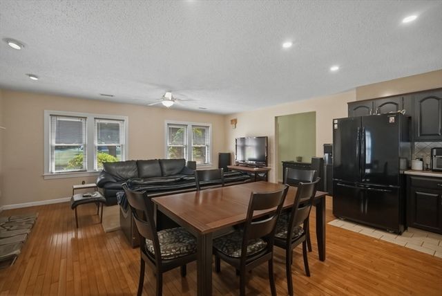 958 Parker St, Springfield, MA 01129