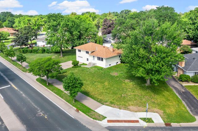 7132 Bloomington Avenue, Richfield, MN 55423
