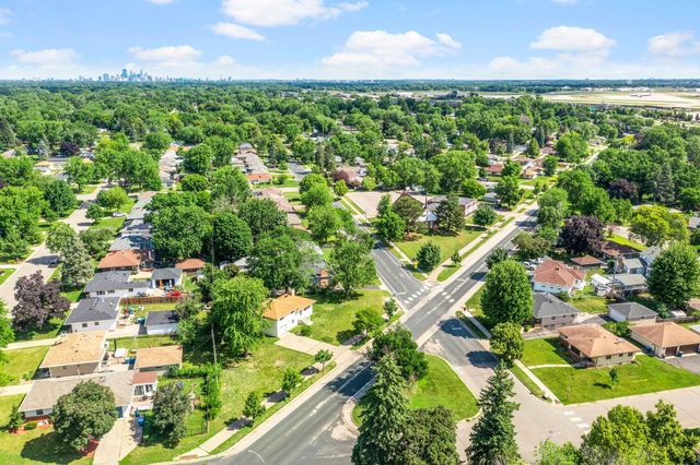 7132 Bloomington Avenue, Richfield, MN 55423