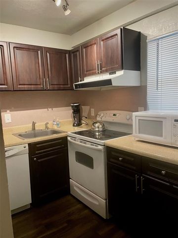 2625 STATE ROAD 590 2711, Clearwater, FL 33759