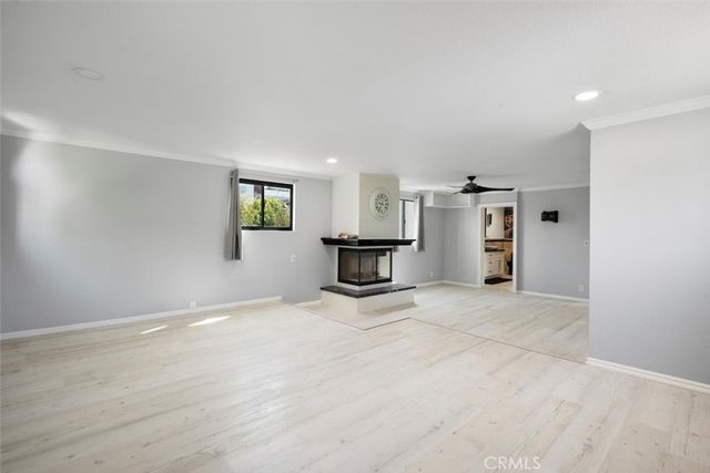 905 Dickson 1, Los Angeles, CA 90292