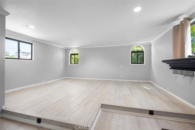 905 Dickson 1, Los Angeles, CA 90292