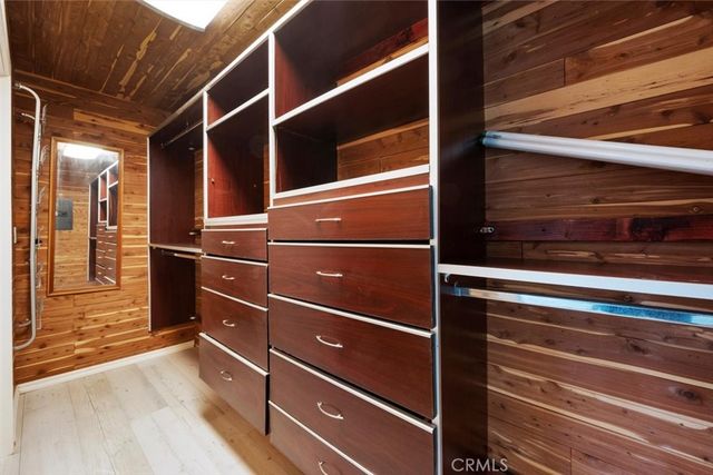 905 Dickson 1, Los Angeles, CA 90292