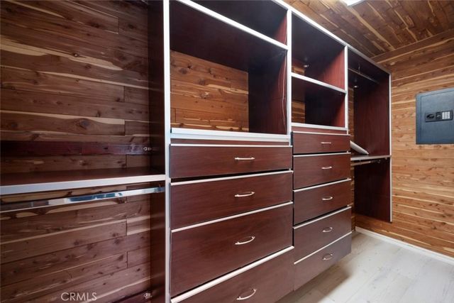 905 Dickson 1, Los Angeles, CA 90292