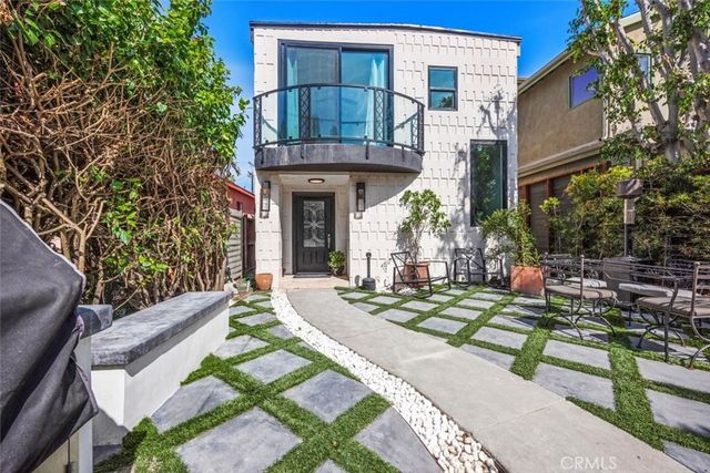 905 Dickson 1, Los Angeles, CA 90292