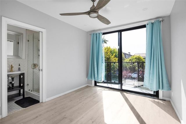 905 Dickson 1, Los Angeles, CA 90292