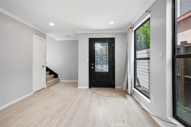 905 Dickson 1, Los Angeles, CA 90292