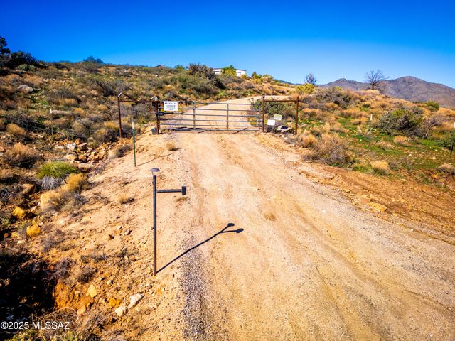 905 N Mountain Lion Pass, Globe, AZ 85502