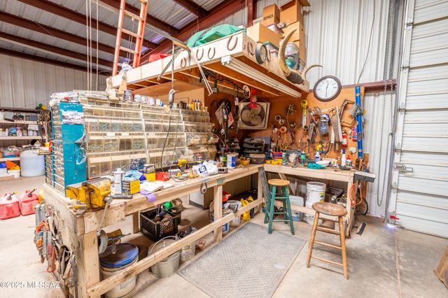 905 N Mountain Lion Pass, Globe, AZ 85502