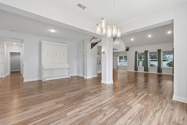 564 Hickman St., Surfside Beach, SC 29575