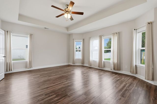 564 Hickman St., Surfside Beach, SC 29575