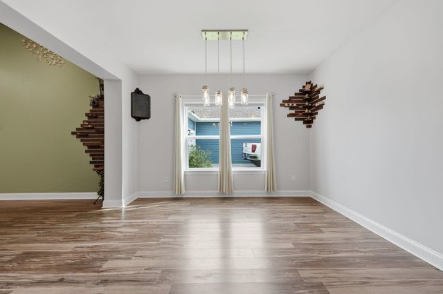 564 Hickman St., Surfside Beach, SC 29575