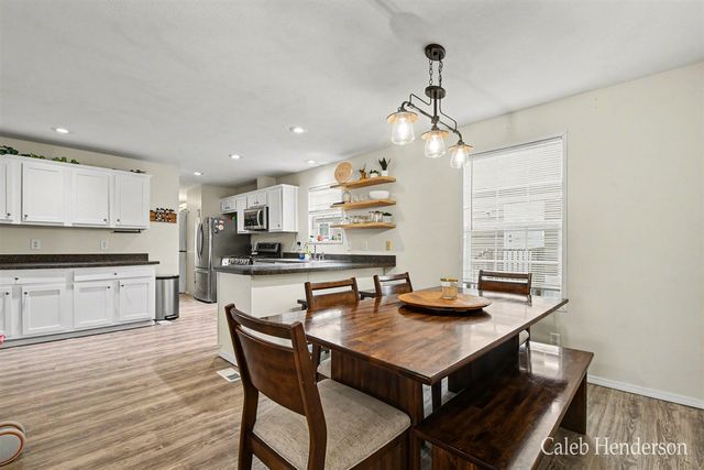 1131 Glasgow Avenue, Wayland, MI 49348