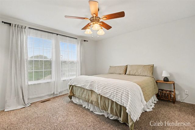 1131 Glasgow Avenue, Wayland, MI 49348