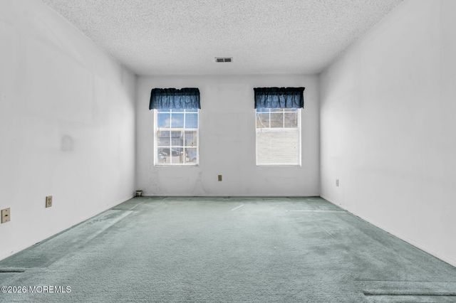 1213 Waters Edge Drive, Toms River, NJ 08753