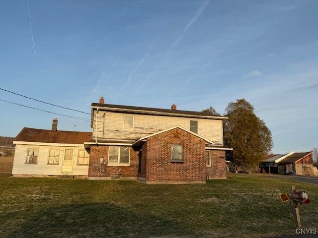 5671 Middle Road, Stockbridge, NY 13409