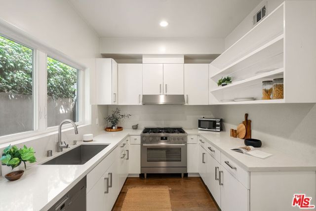 943 16th Street 4, Santa Monica, CA 90403