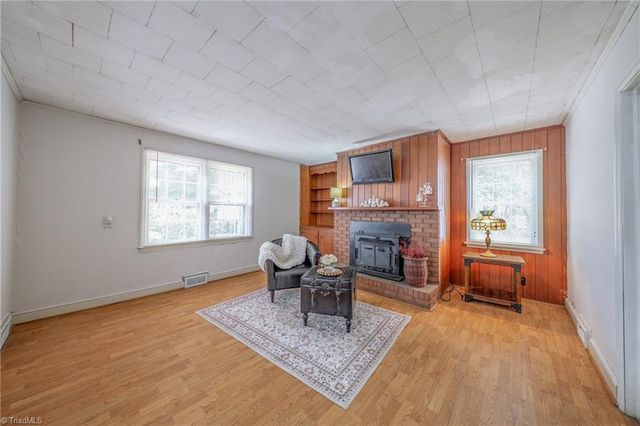 3223 Luther Street, Winston-salem, NC 27127