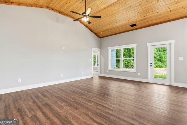 146 Overland Way, Gray, GA 31032