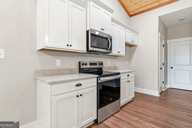146 Overland Way, Gray, GA 31032