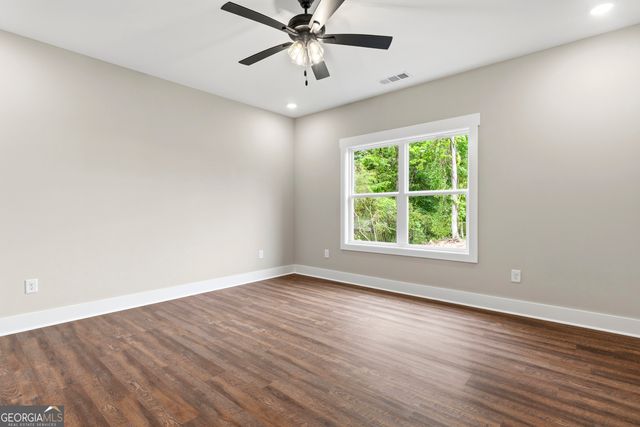 146 Overland Way, Gray, GA 31032