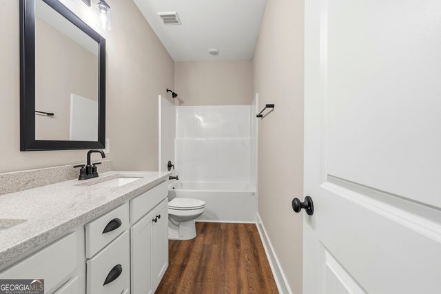 146 Overland Way, Gray, GA 31032