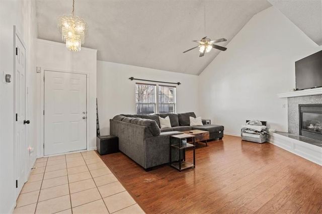 12508 Fountain Lake Drive, Grandview, MO 64030