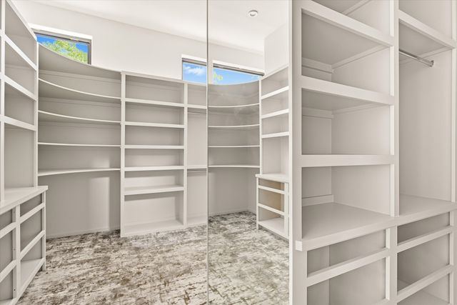 860 Brook Hollow Rd, Nashville, TN 37205