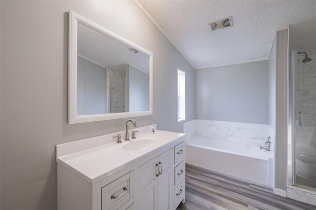 18832 DORMAN ROAD, Lithia, FL 33547