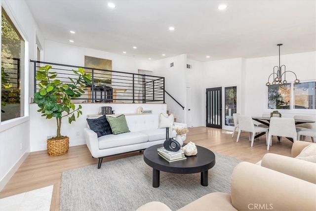 9921 Westwanda Drive, Beverly Hills, CA 90210