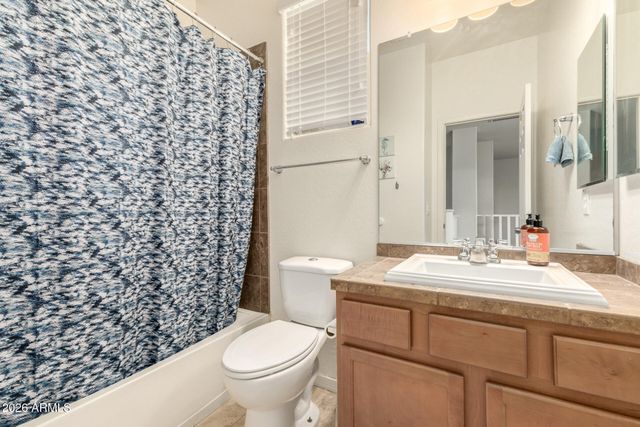 20261 W DESERT BLOOM Street, Buckeye, AZ 85326