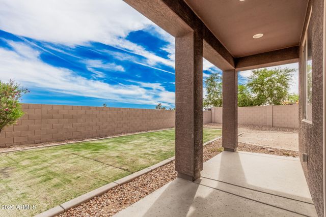 20261 W DESERT BLOOM Street, Buckeye, AZ 85326