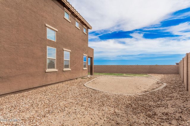 20261 W DESERT BLOOM Street, Buckeye, AZ 85326