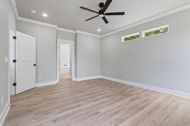 13 Strichen Lane, Bella Vista, AR 72715