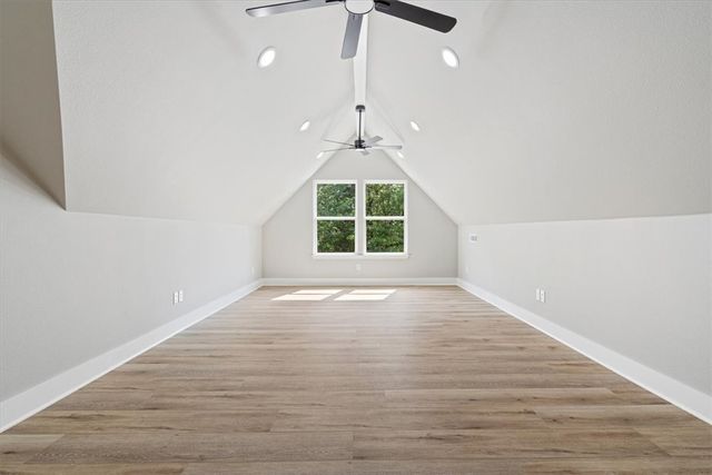 13 Strichen Lane, Bella Vista, AR 72715