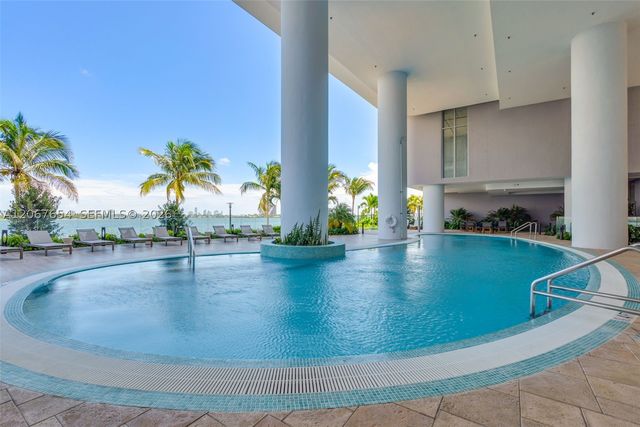 700 NE 24th St 1203, Miami, FL 33137