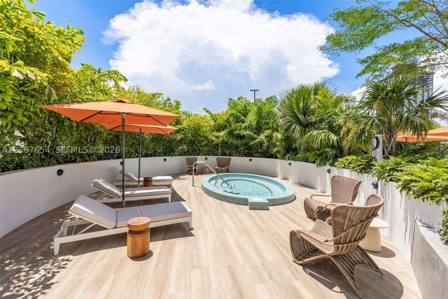 700 NE 24th St 1203, Miami, FL 33137