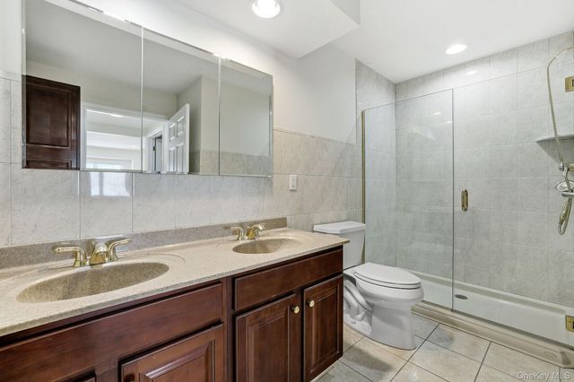 882 Heritage Hills D, Somers, NY 10589