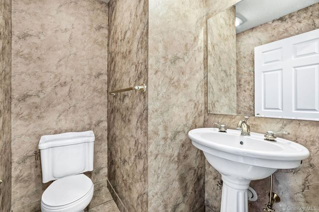 882 Heritage Hills D, Somers, NY 10589