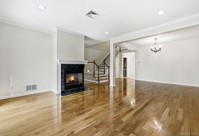 882 Heritage Hills D, Somers, NY 10589