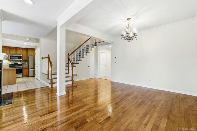 882 Heritage Hills D, Somers, NY 10589