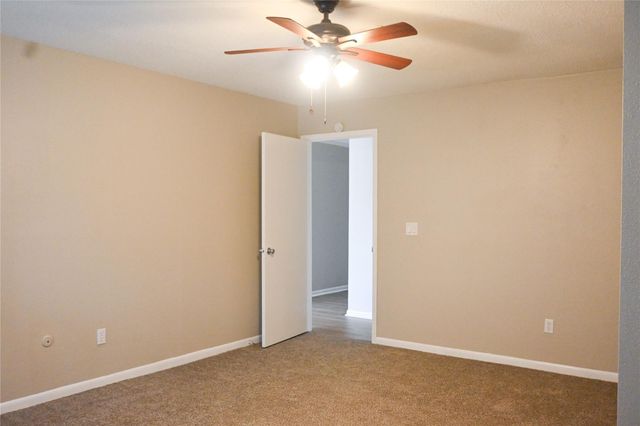 619 W Mahan Street, Richwood, TX 77531