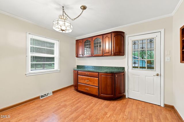 719 Greenwood Drive, Burlington, NC 27217
