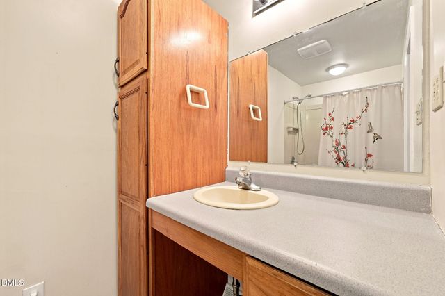 719 Greenwood Drive, Burlington, NC 27217