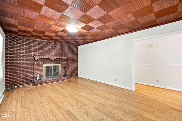 719 Greenwood Drive, Burlington, NC 27217