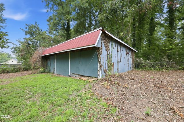 719 Greenwood Drive, Burlington, NC 27217