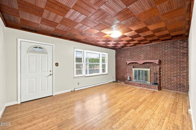 719 Greenwood Drive, Burlington, NC 27217