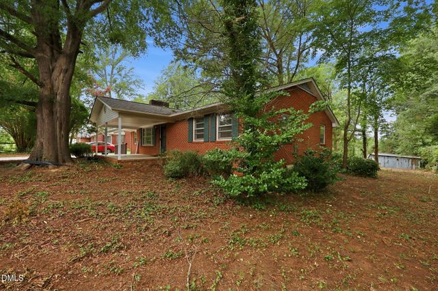 719 Greenwood Drive, Burlington, NC 27217