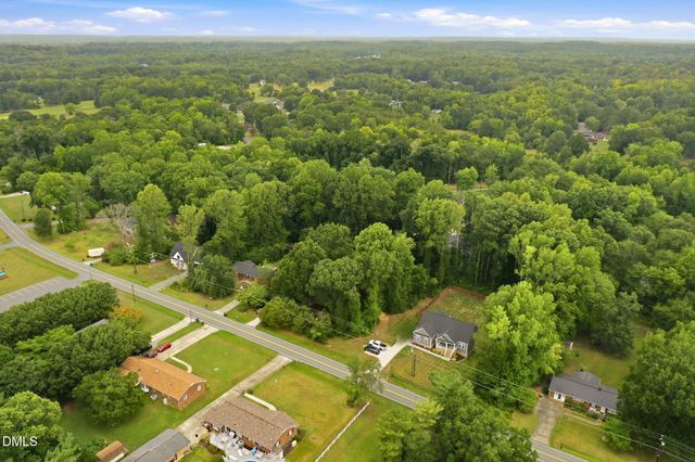 719 Greenwood Drive, Burlington, NC 27217
